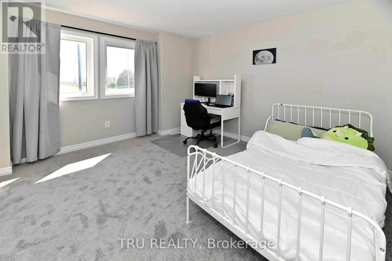 501 Paine Avenue, Ottawa, Ontario  K2T 0K7 - Photo 24 - X12459228