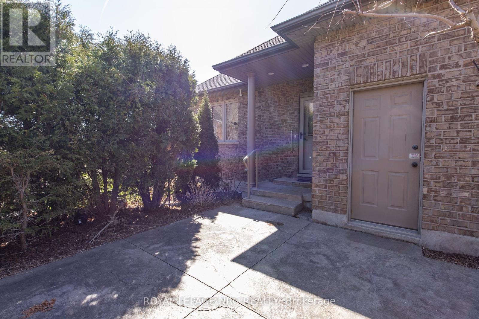 6 Muirfield Trail, Welland, Ontario  L3B 6G7 - Photo 46 - X12459231
