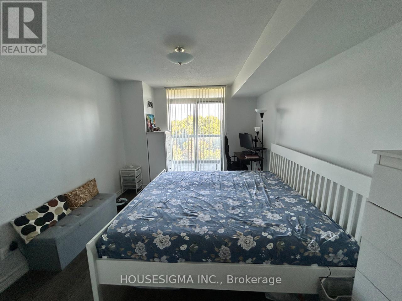 709 - 28 Empress Avenue, Toronto, Ontario  M2N 6Z7 - Photo 4 - C12459221