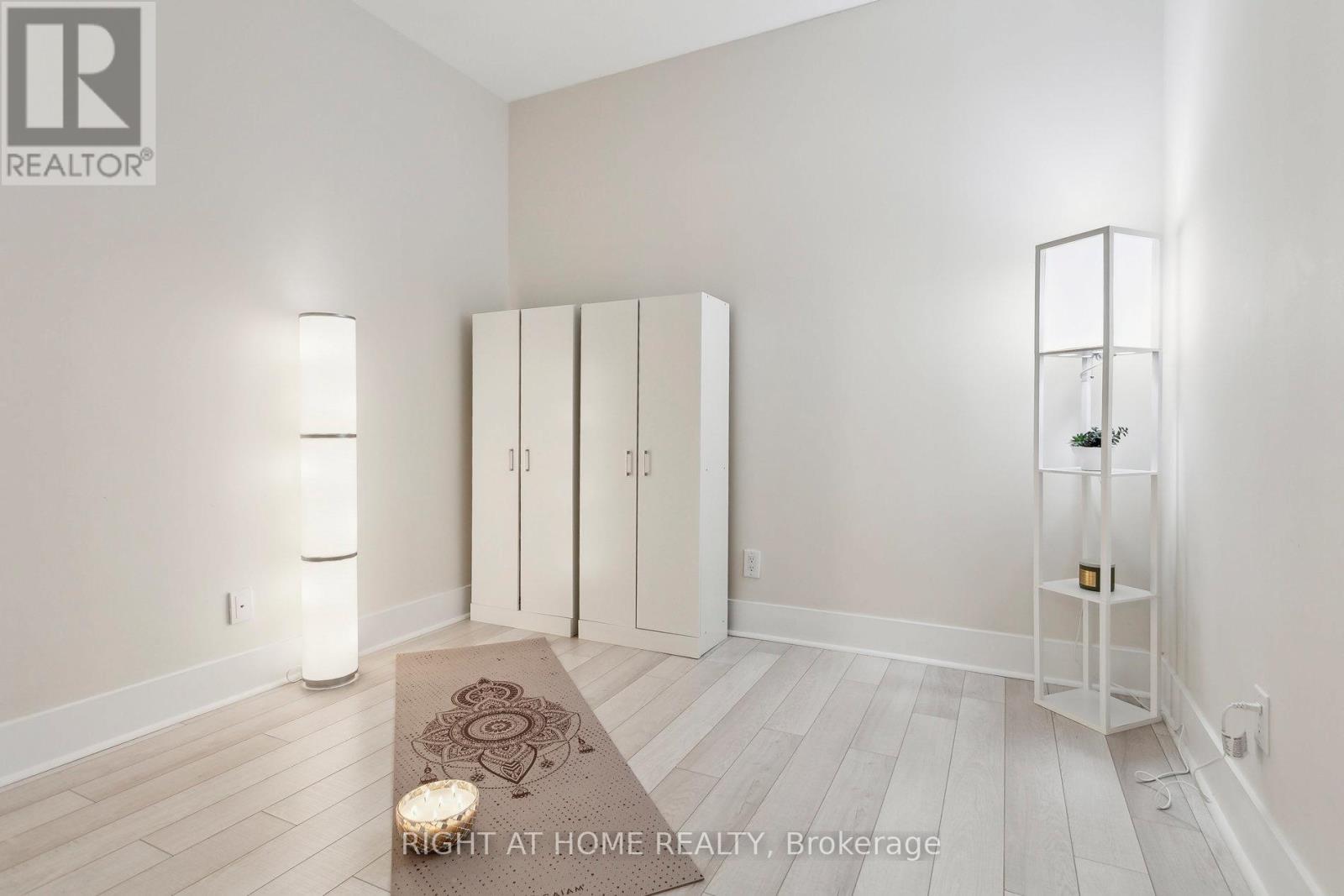 311 - 32 Davenport Road, Toronto, Ontario  M5R 1H3 - Photo 20 - C12459223