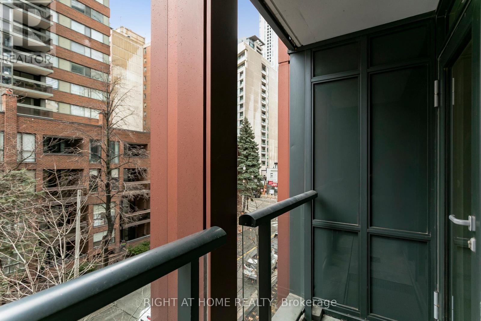 311 - 32 Davenport Road, Toronto, Ontario  M5R 1H3 - Photo 34 - C12459223