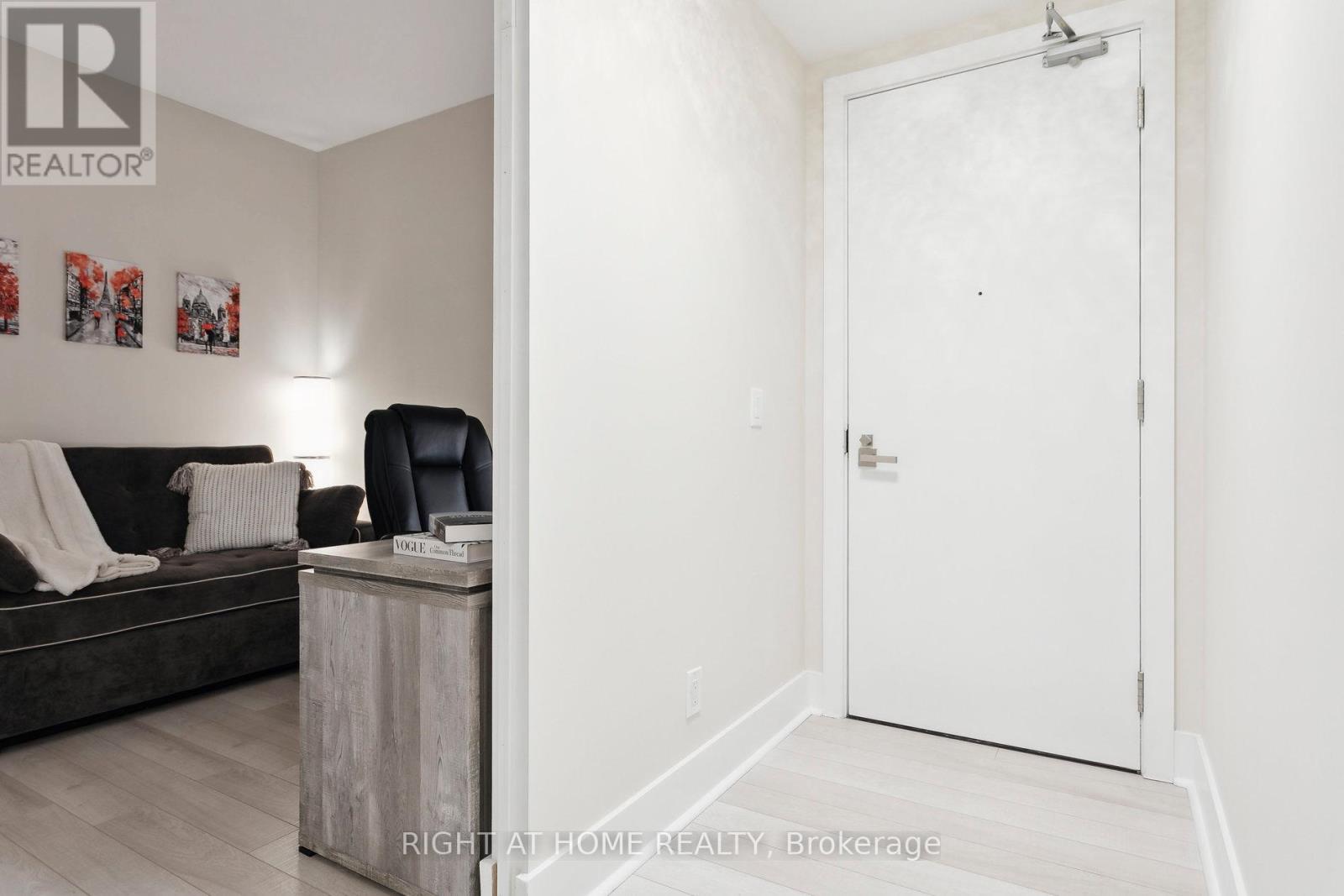 311 - 32 Davenport Road, Toronto, Ontario  M5R 1H3 - Photo 9 - C12459223