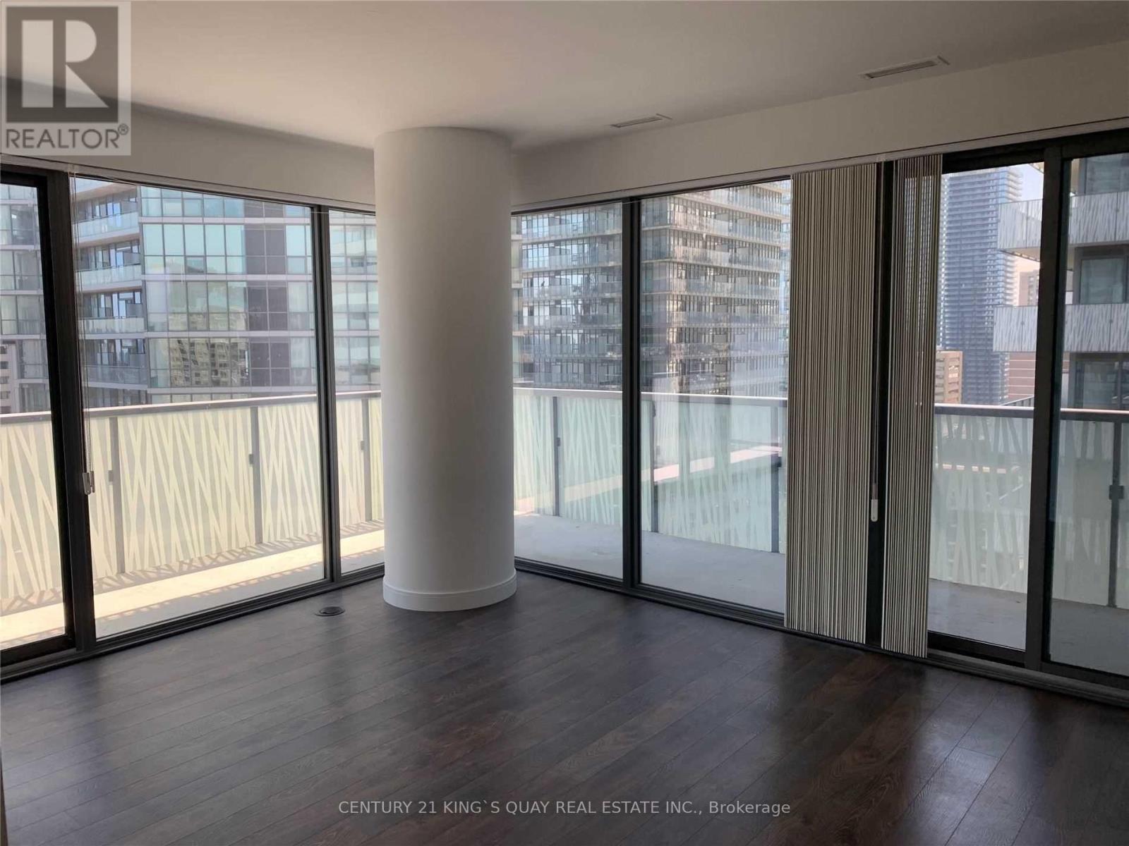 1705 - 50 Charles Street E, Toronto, Ontario  M4Y 0C3 - Photo 3 - C12459227