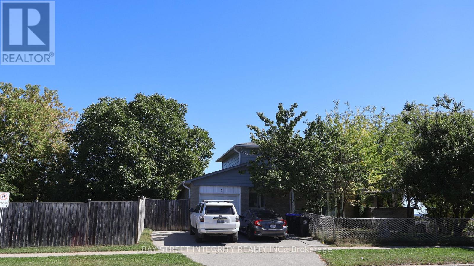 3 MAPLEGROVE AVENUE, Bradford West Gwillimbury, Ontario