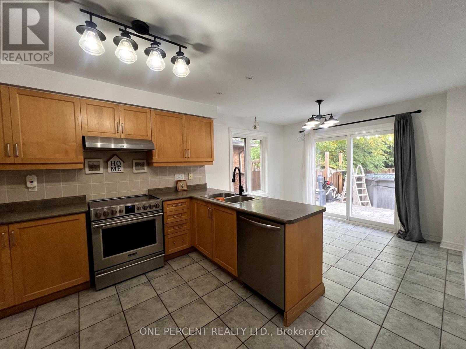 10 Royal Park Boulevard, Barrie, Ontario  L4N 0G6 - Photo 12 - S12459233