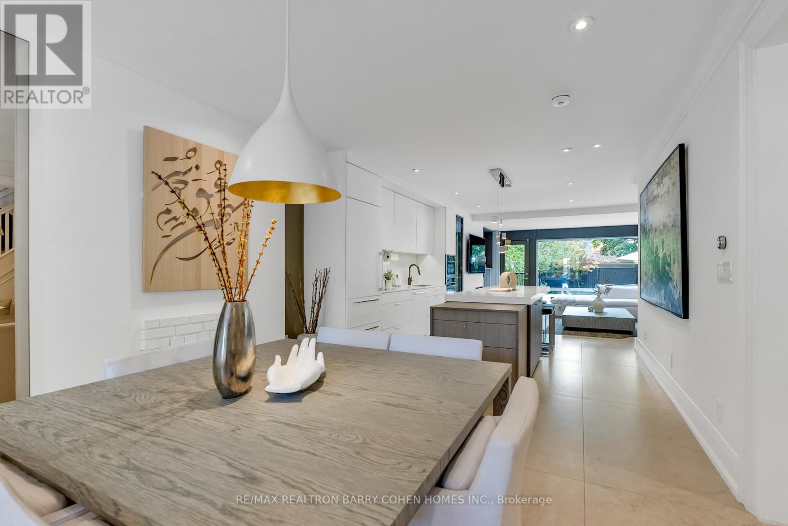 18 Astley Avenue, Toronto, Ontario  M4W 3B4 - Photo 11 - C12418736