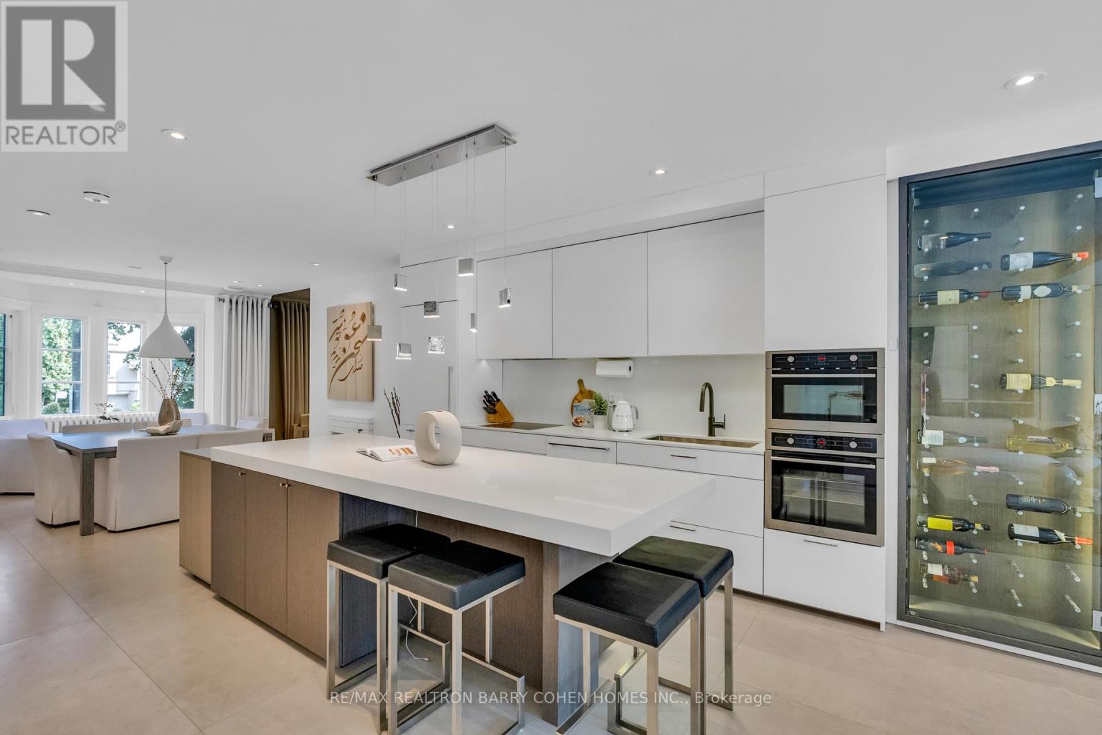 18 Astley Avenue, Toronto, Ontario  M4W 3B4 - Photo 15 - C12418736