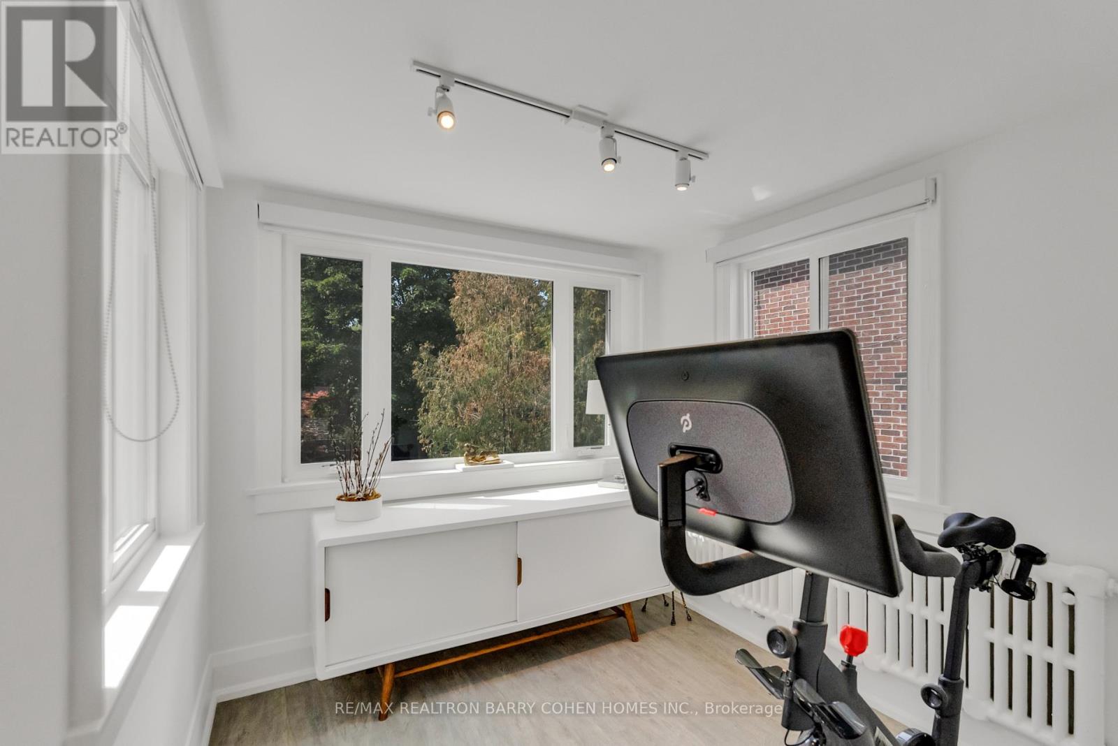 18 Astley Avenue, Toronto, Ontario  M4W 3B4 - Photo 25 - C12418736