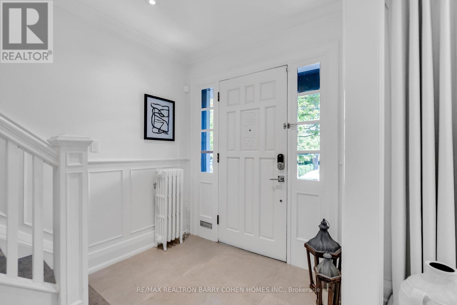 18 Astley Avenue, Toronto, Ontario  M4W 3B4 - Photo 5 - C12418736