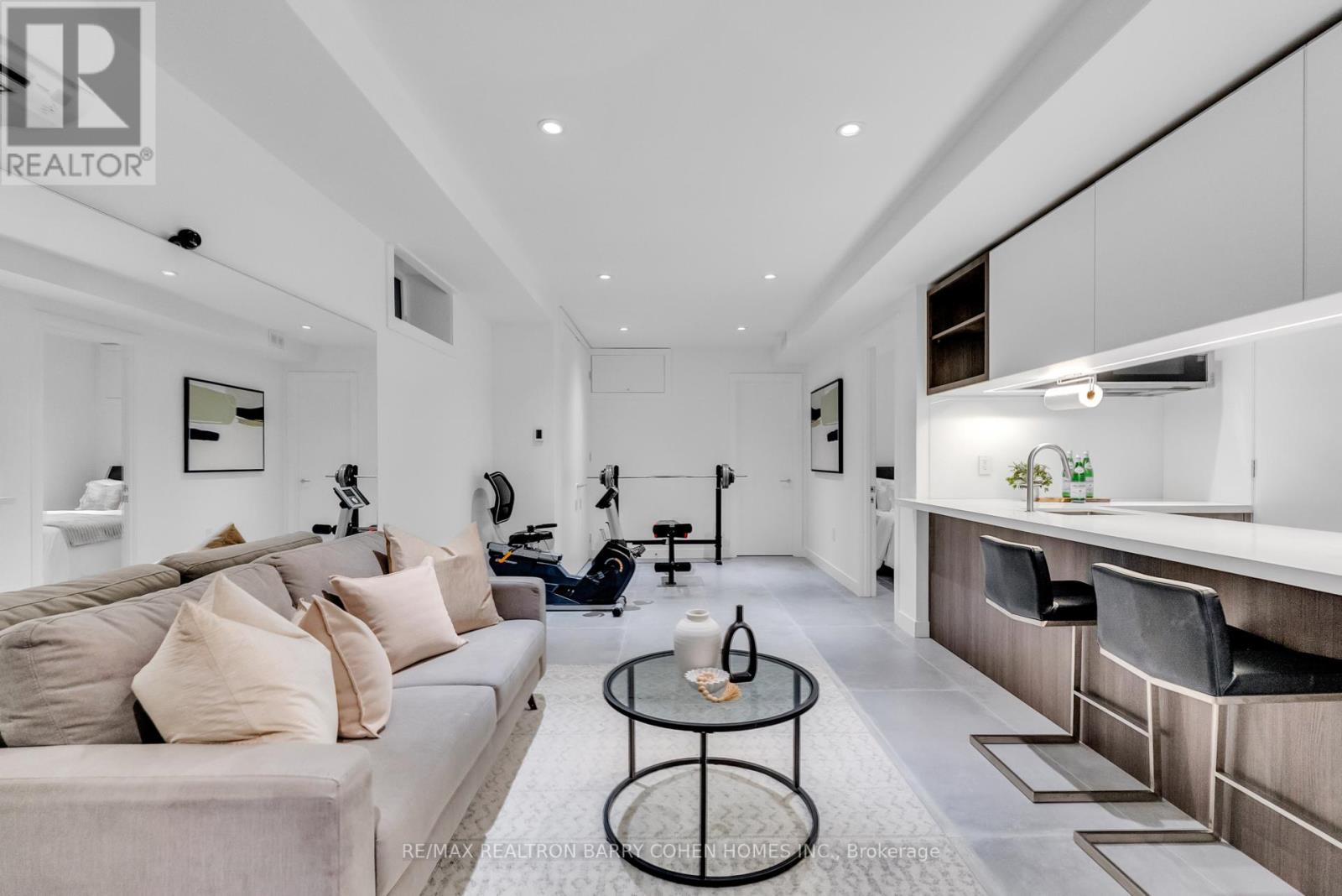 18 Astley Avenue, Toronto, Ontario  M4W 3B4 - Photo 42 - C12418736