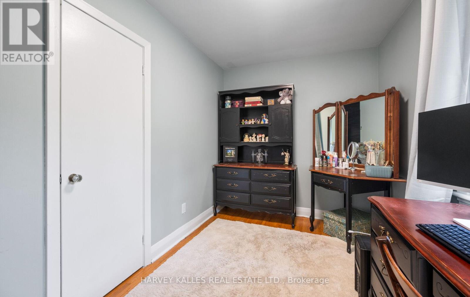 112 Dumble Avenue, Peterborough, Ontario  K9H 5A8 - Photo 14 - X12426948