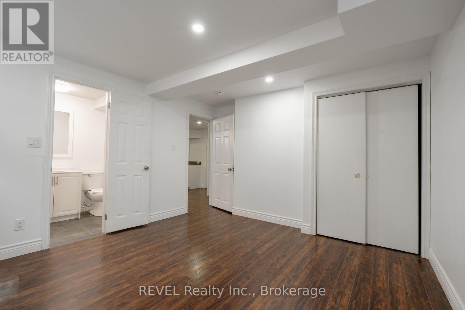 35 Summers Drive, Thorold, Ontario  L2V 4Z9 - Photo 19 - X12426925