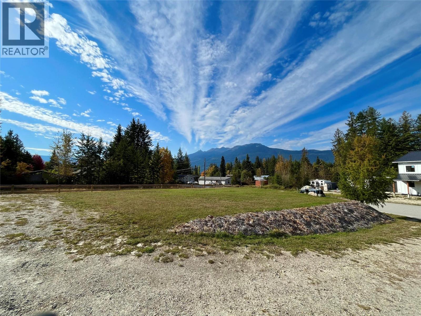 207 Cotswold Road, Nakusp, British Columbia  V0G 1R1 - Photo 24 - 10365296