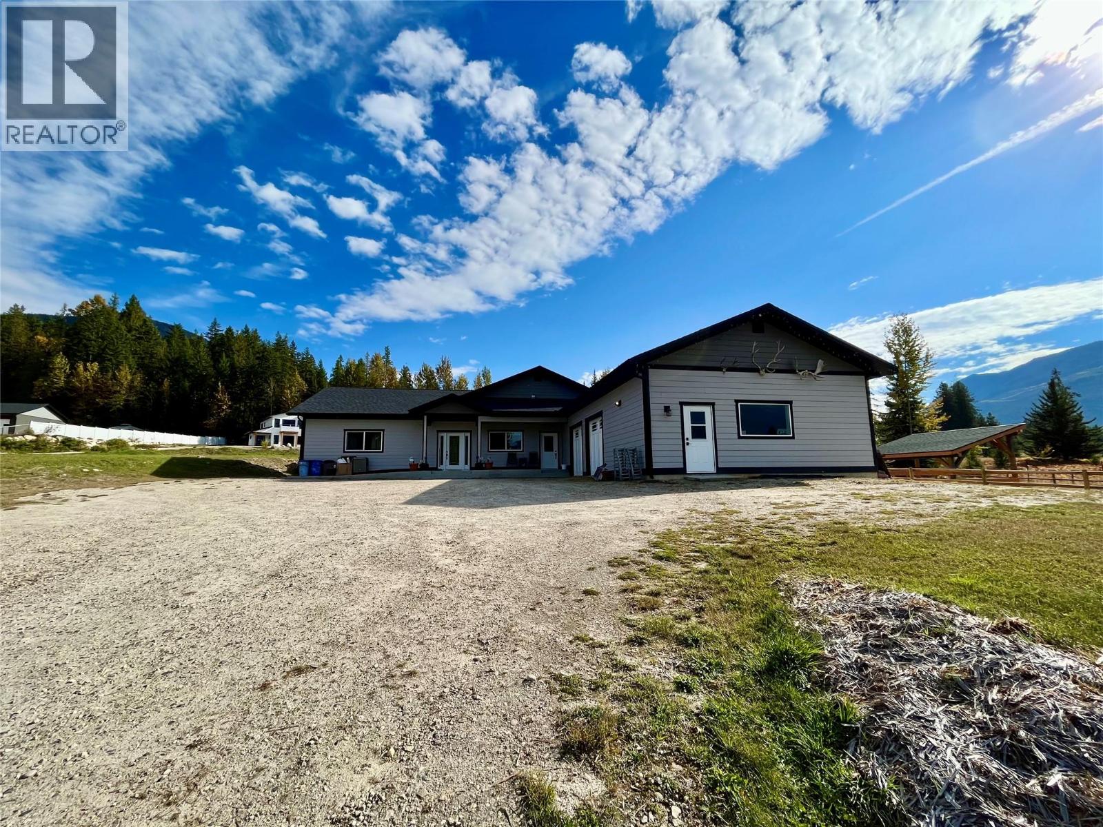 207 Cotswold Road, Nakusp, British Columbia  V0G 1R1 - Photo 27 - 10365296