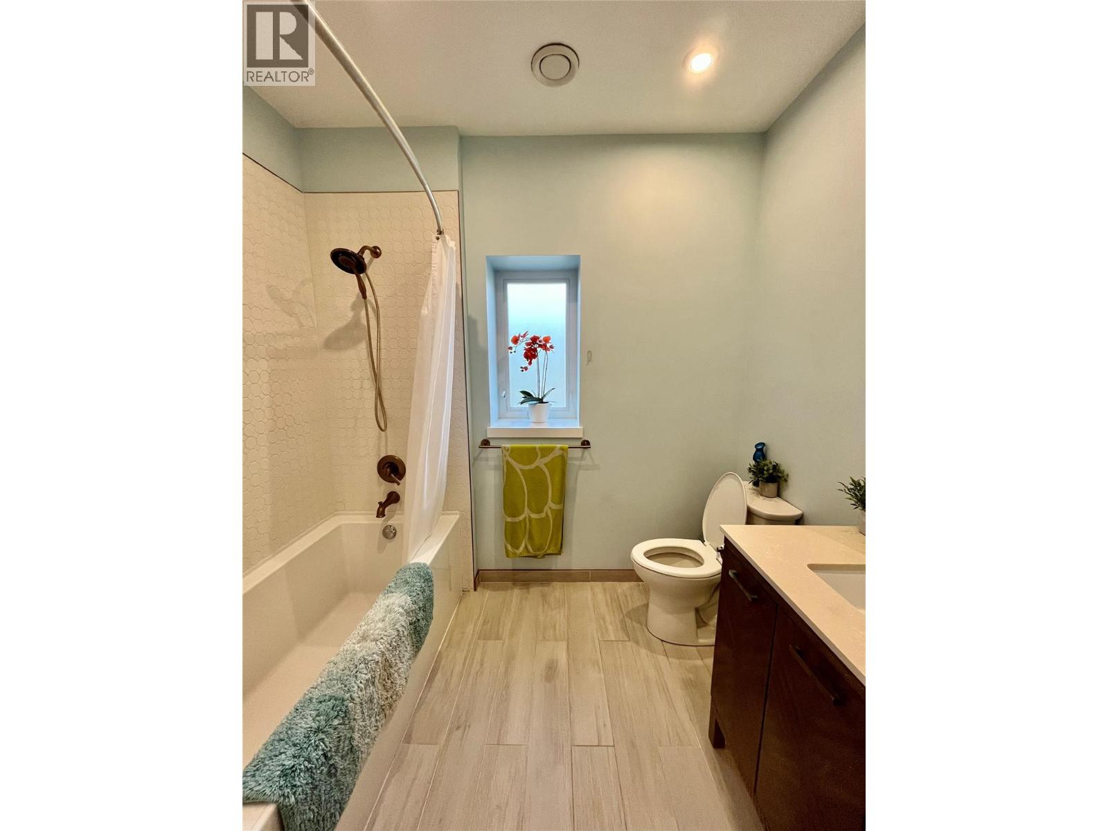 207 Cotswold Road, Nakusp, British Columbia  V0G 1R1 - Photo 19 - 10365296