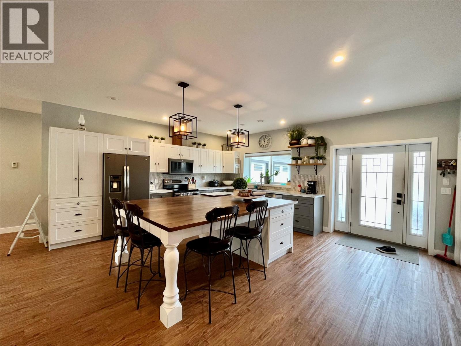 207 Cotswold Road, Nakusp, British Columbia  V0G 1R1 - Photo 6 - 10365296