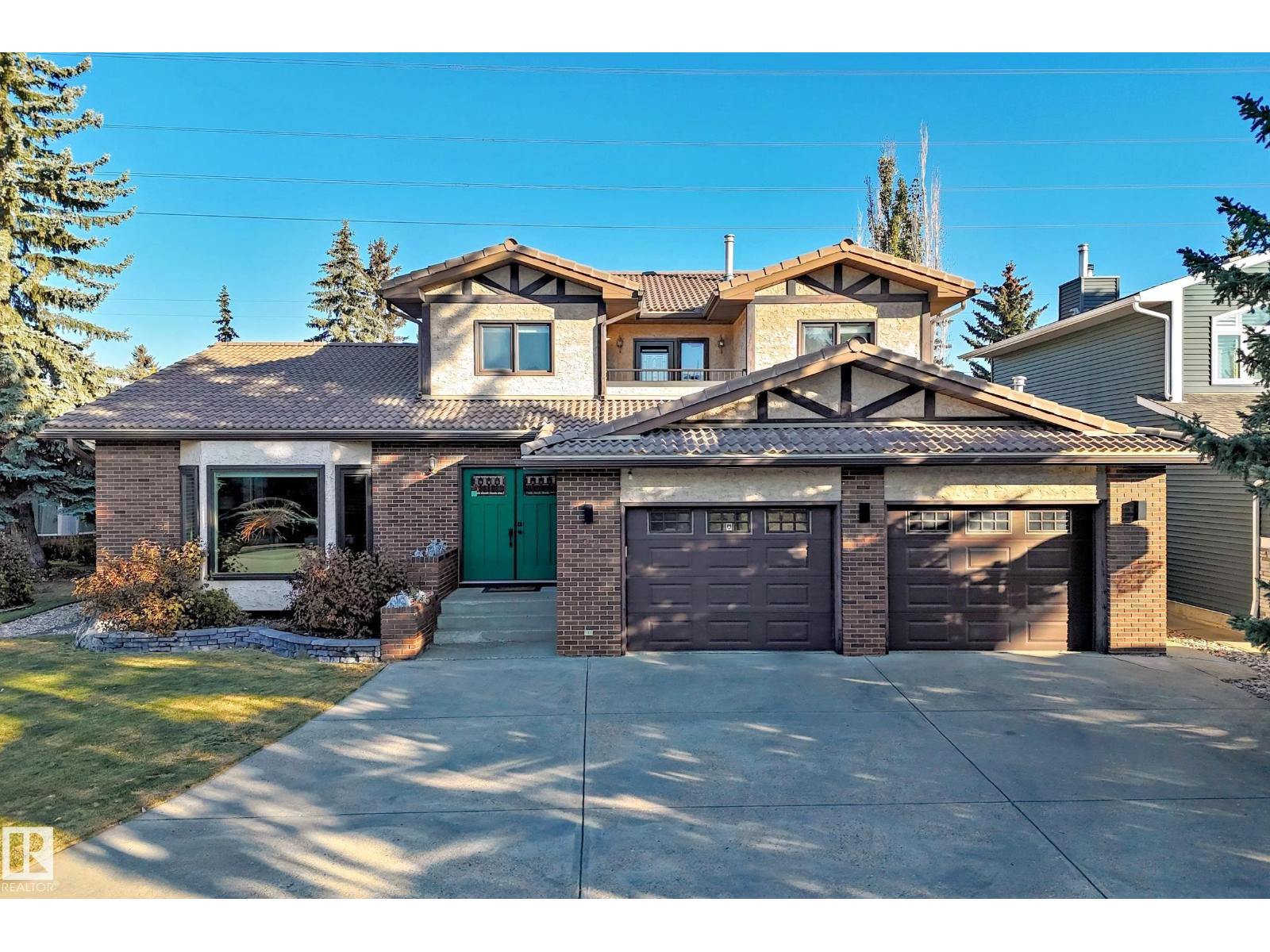 53 Blue Quill Cr Nw, Edmonton, Alberta  T6J 6C5 - Photo 2 - E4461918