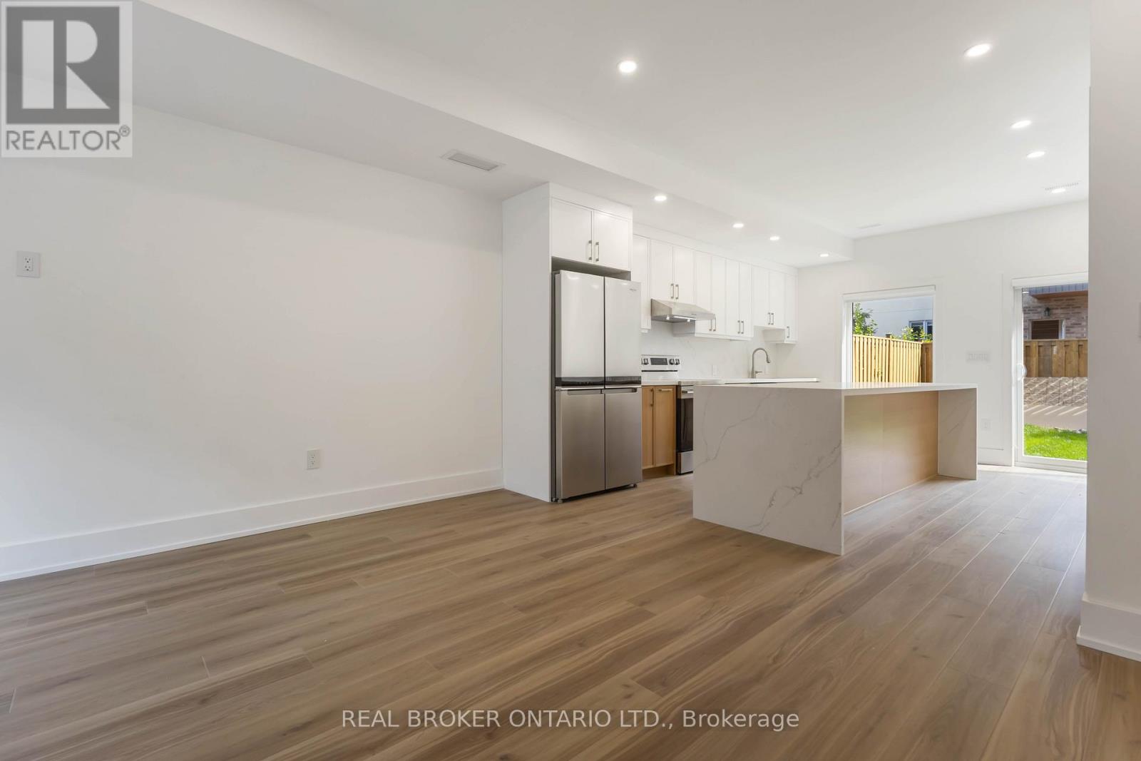 Unit L - 72 Jones Avenue, Toronto, Ontario  M4M 2Z8 - Photo 6 - E12459243