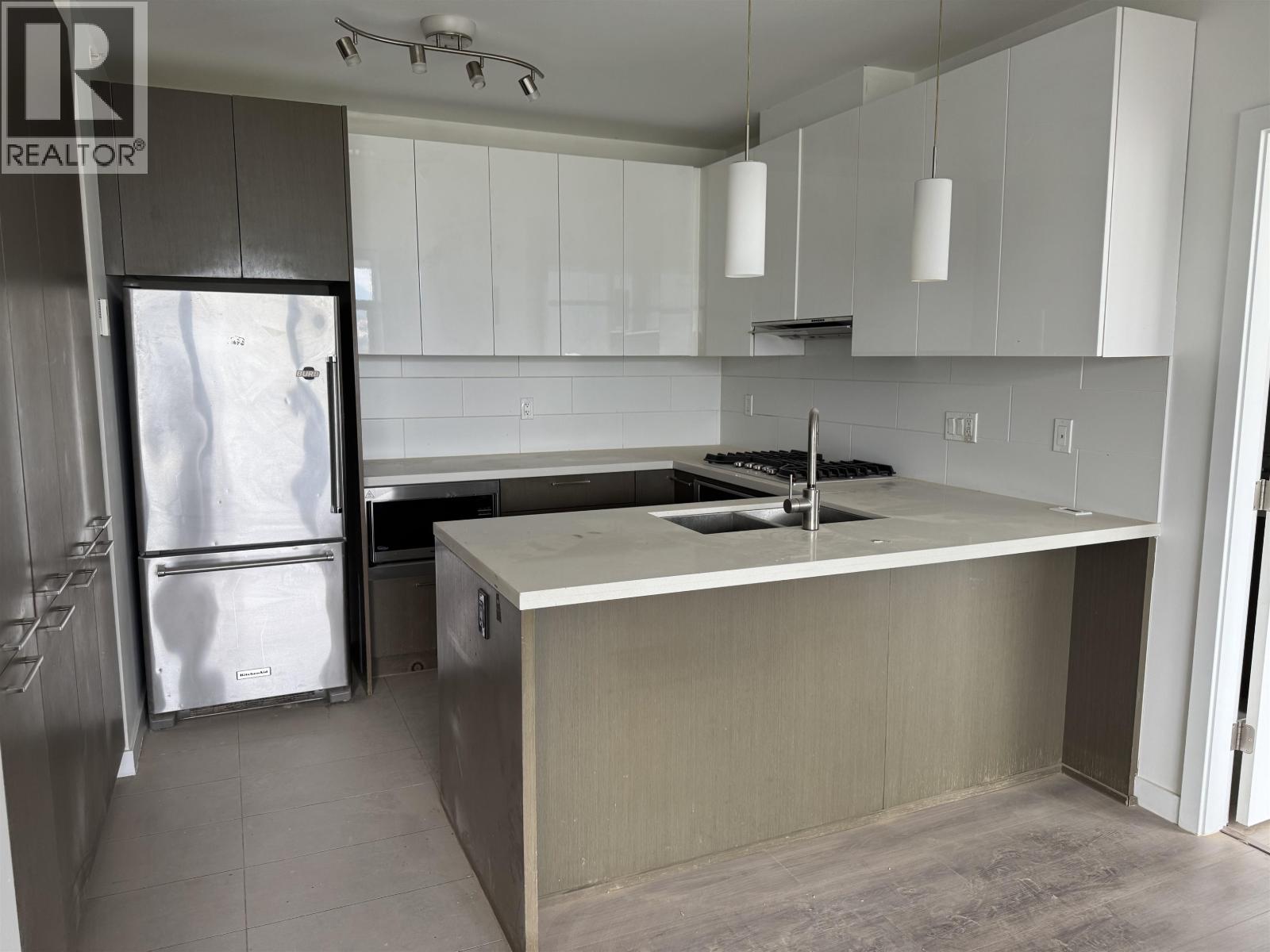 3707 3080 LINCOLN AVENUE, Coquitlam, British Columbia