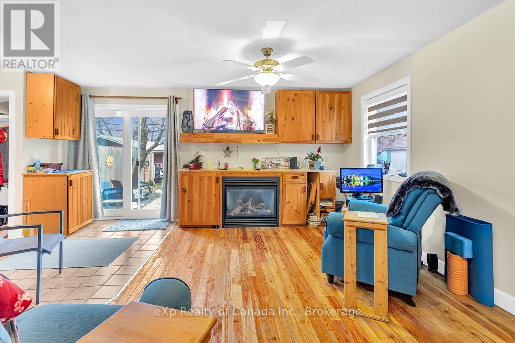 762 Little Hill Street, London East, Ontario  N5Z 1M9 - Photo 4 - X12459259