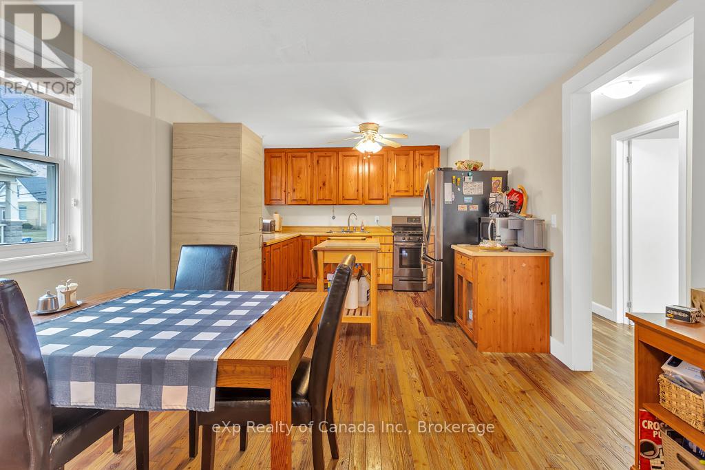 762 Little Hill Street, London East, Ontario  N5Z 1M9 - Photo 5 - X12459259