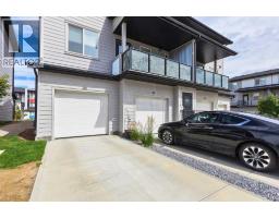 202, 110 Redstone  NE Redstone