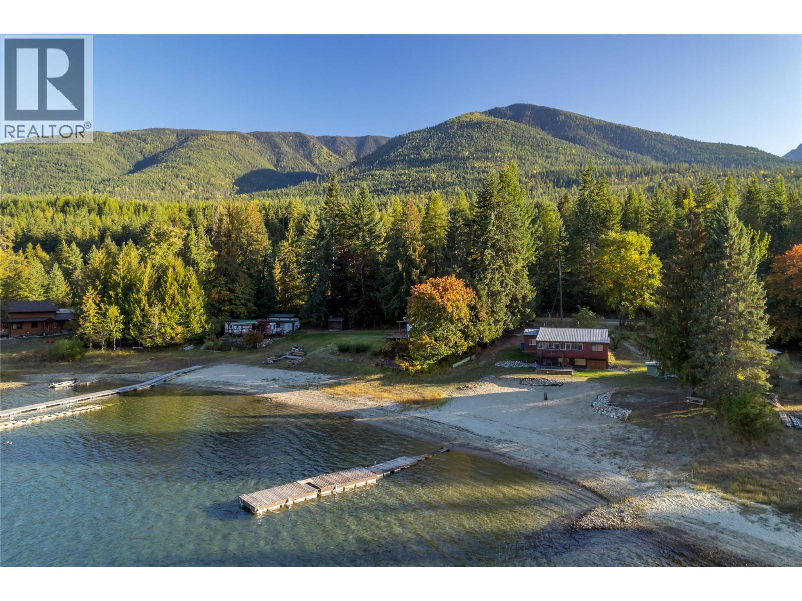 7635 ROSS Road, Nelson, British Columbia