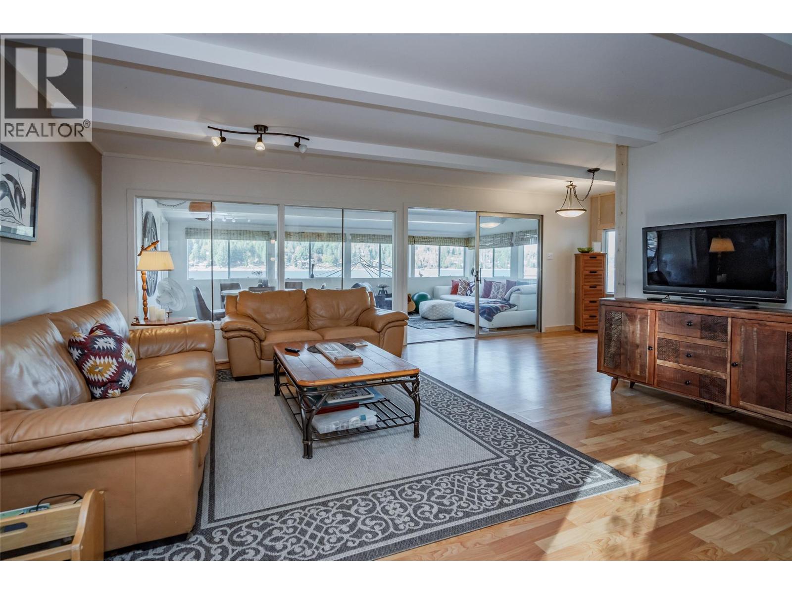 7635 Ross Road, Nelson, British Columbia  V1L 6R5 - Photo 6 - 10365616