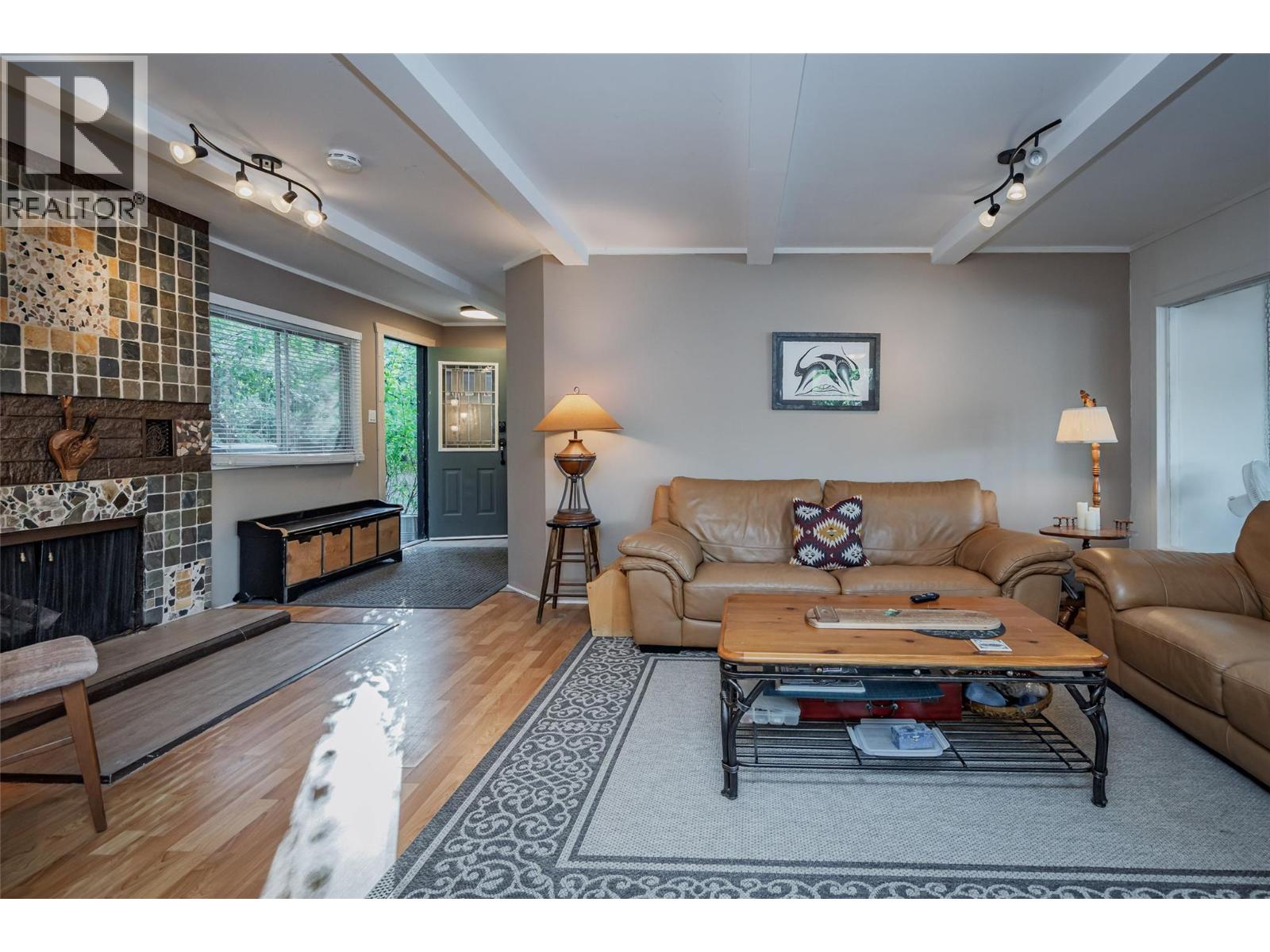 7635 Ross Road, Nelson, British Columbia  V1L 6R5 - Photo 7 - 10365616