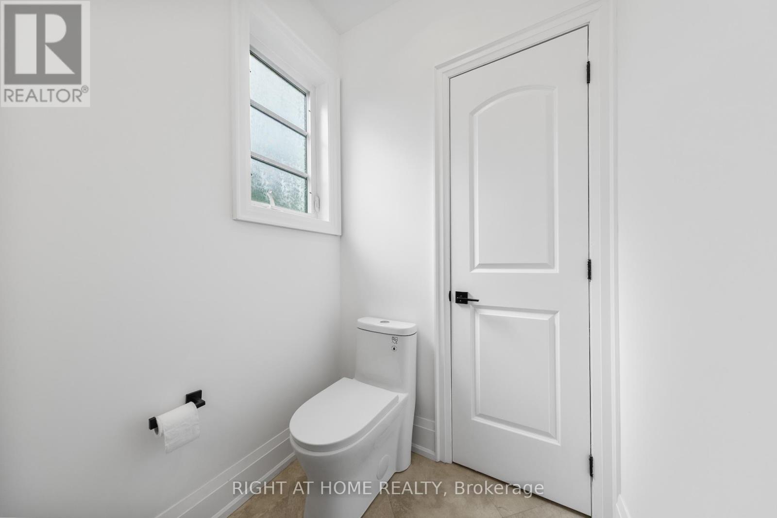125 Kingsdale Avenue, Toronto, Ontario  M2N 3W5 - Photo 23 - C12459254