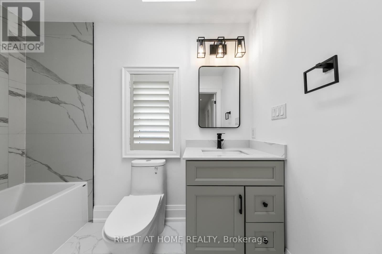125 Kingsdale Avenue, Toronto, Ontario  M2N 3W5 - Photo 33 - C12459254