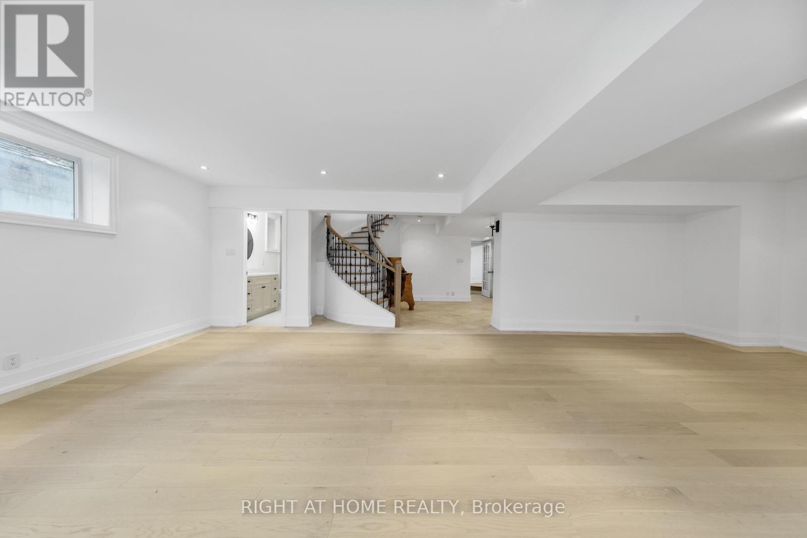 125 Kingsdale Avenue, Toronto, Ontario  M2N 3W5 - Photo 45 - C12459254