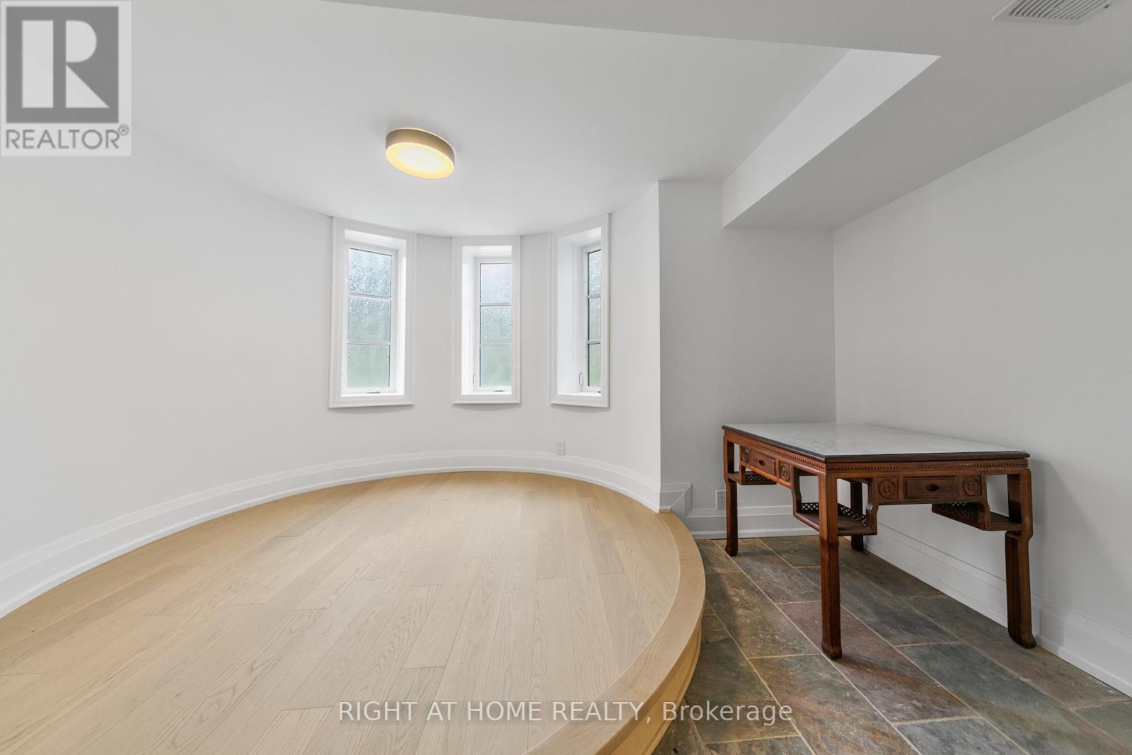 125 Kingsdale Avenue, Toronto, Ontario  M2N 3W5 - Photo 50 - C12459254