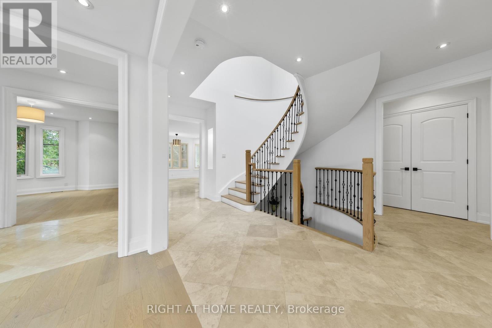 125 Kingsdale Avenue, Toronto, Ontario  M2N 3W5 - Photo 6 - C12459254