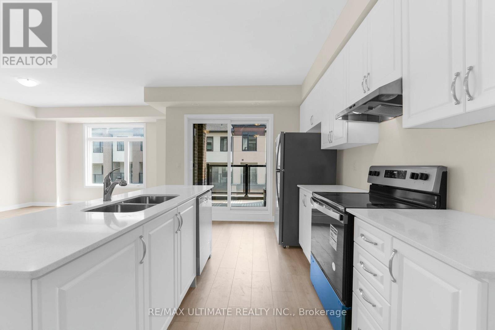 1310 - 1695 DERSAN STREET, Pickering, Ontario