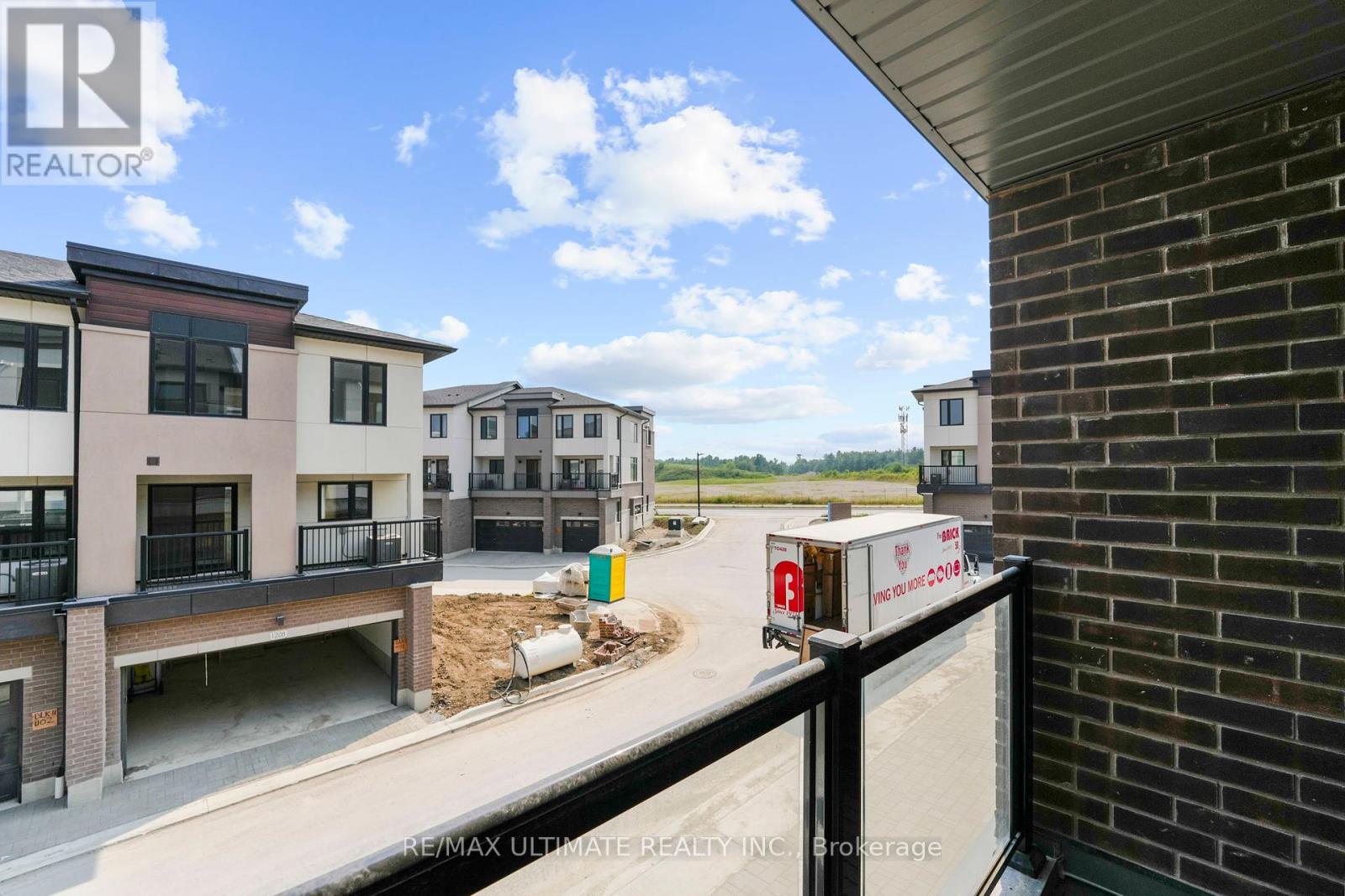 1310 - 1695 Dersan Street, Pickering, Ontario  L1X 0S9 - Photo 7 - E12459249