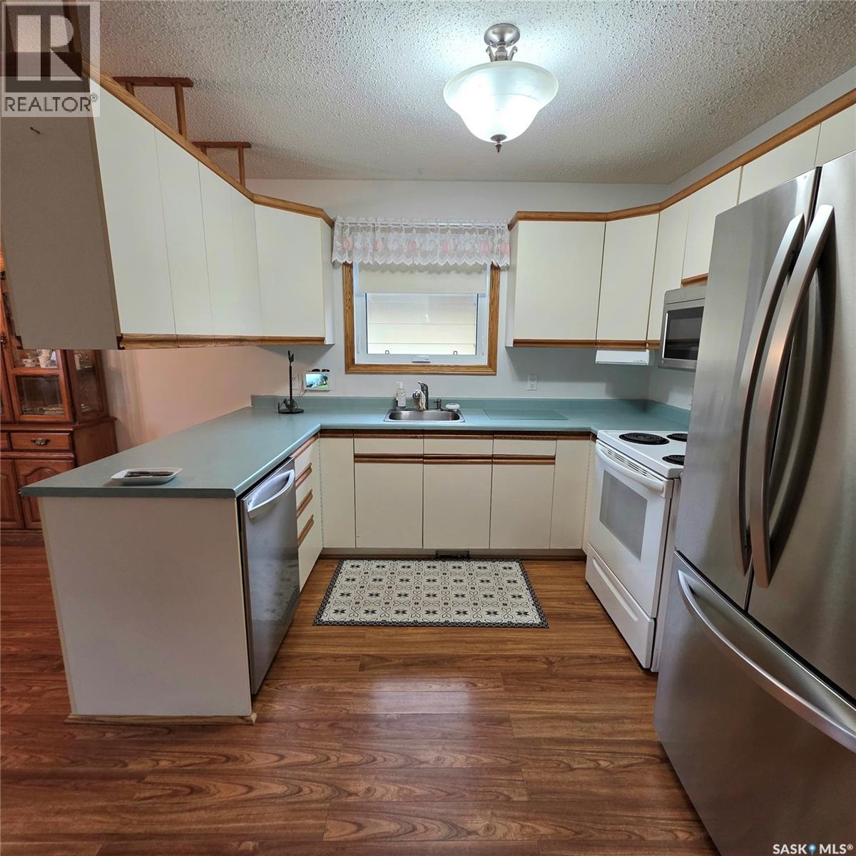1596 Mcintosh Drive, Prince Albert, Saskatchewan  S6V 7B8 - Photo 13 - SK020727