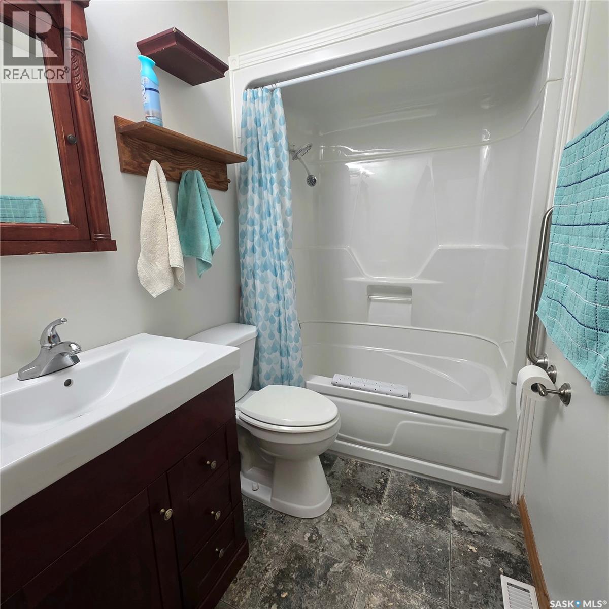 1596 Mcintosh Drive, Prince Albert, Saskatchewan  S6V 7B8 - Photo 21 - SK020727
