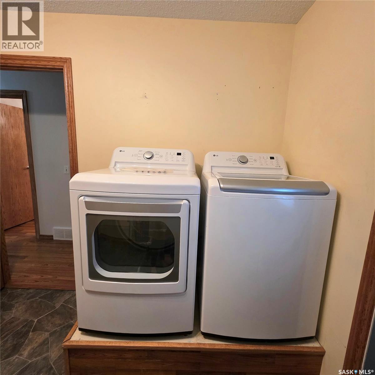 1596 Mcintosh Drive, Prince Albert, Saskatchewan  S6V 7B8 - Photo 27 - SK020727