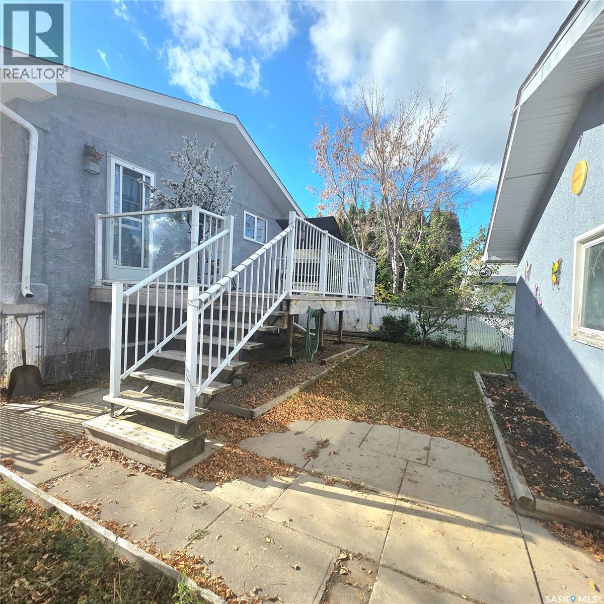 1596 Mcintosh Drive, Prince Albert, Saskatchewan  S6V 7B8 - Photo 5 - SK020727