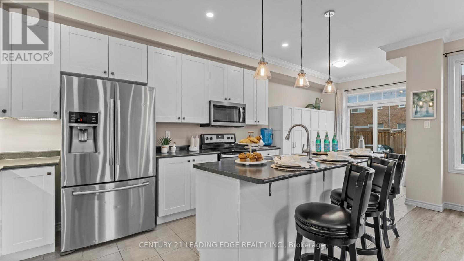 74 Jackson Drive, New Tecumseth, Ontario  L0G 1W0 - Photo 10 - N12459257