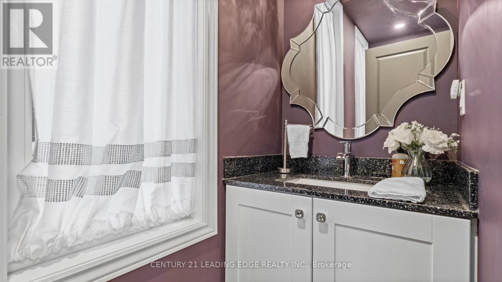 74 Jackson Drive, New Tecumseth, Ontario  L0G 1W0 - Photo 17 - N12459257