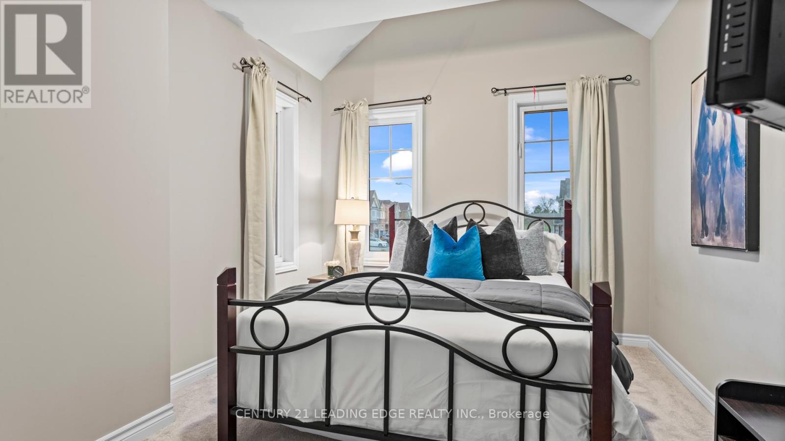 74 Jackson Drive, New Tecumseth, Ontario  L0G 1W0 - Photo 25 - N12459257
