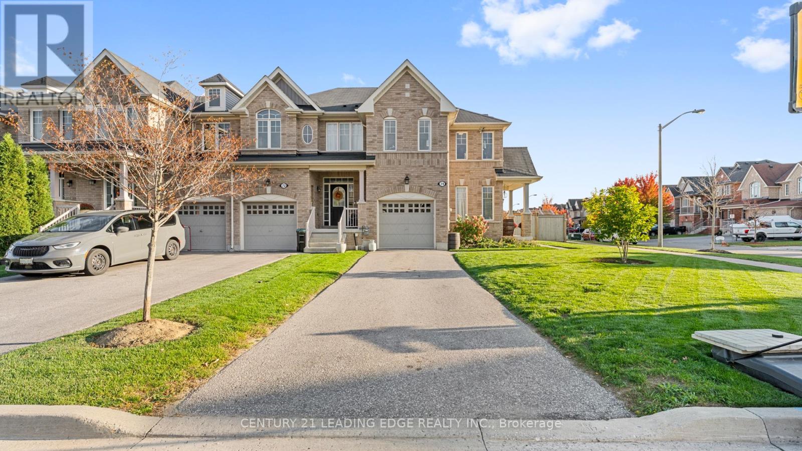 74 Jackson Drive, New Tecumseth, Ontario  L0G 1W0 - Photo 3 - N12459257