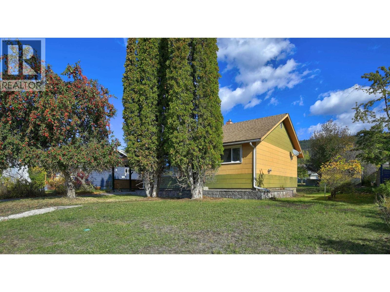 342 N Third Avenue, Williams Lake, British Columbia  V2G 2A8 - Photo 2 - R3057752