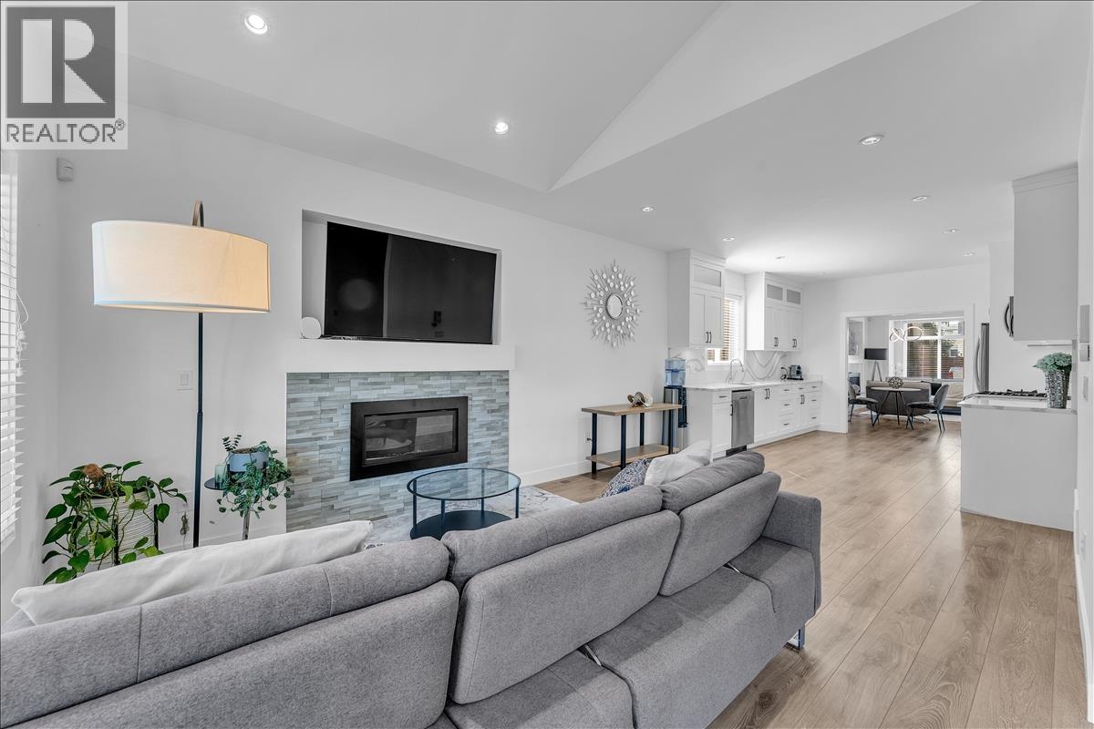 7430 Canada Way, Burnaby, British Columbia  V3N 3J6 - Photo 10 - R3053058