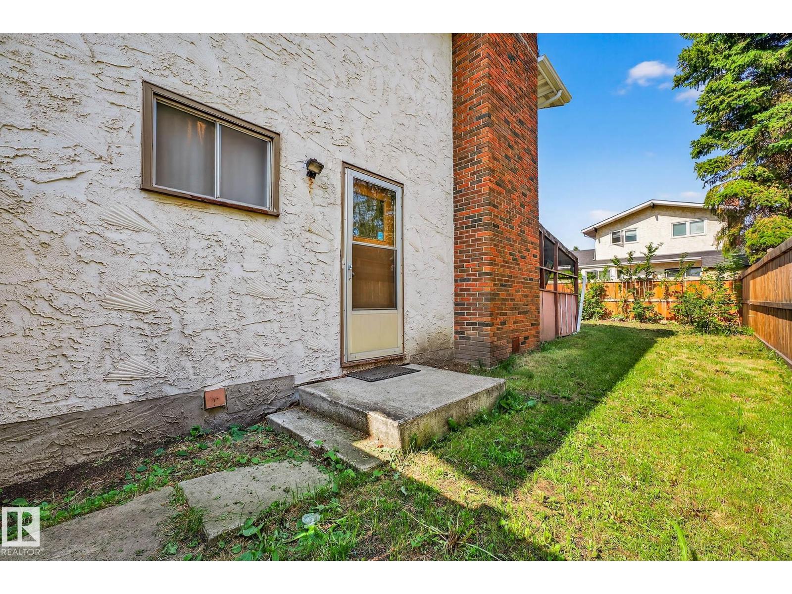 3310 113a St Nw, Edmonton, Alberta  T6J 3V8 - Photo 10 - E4461921