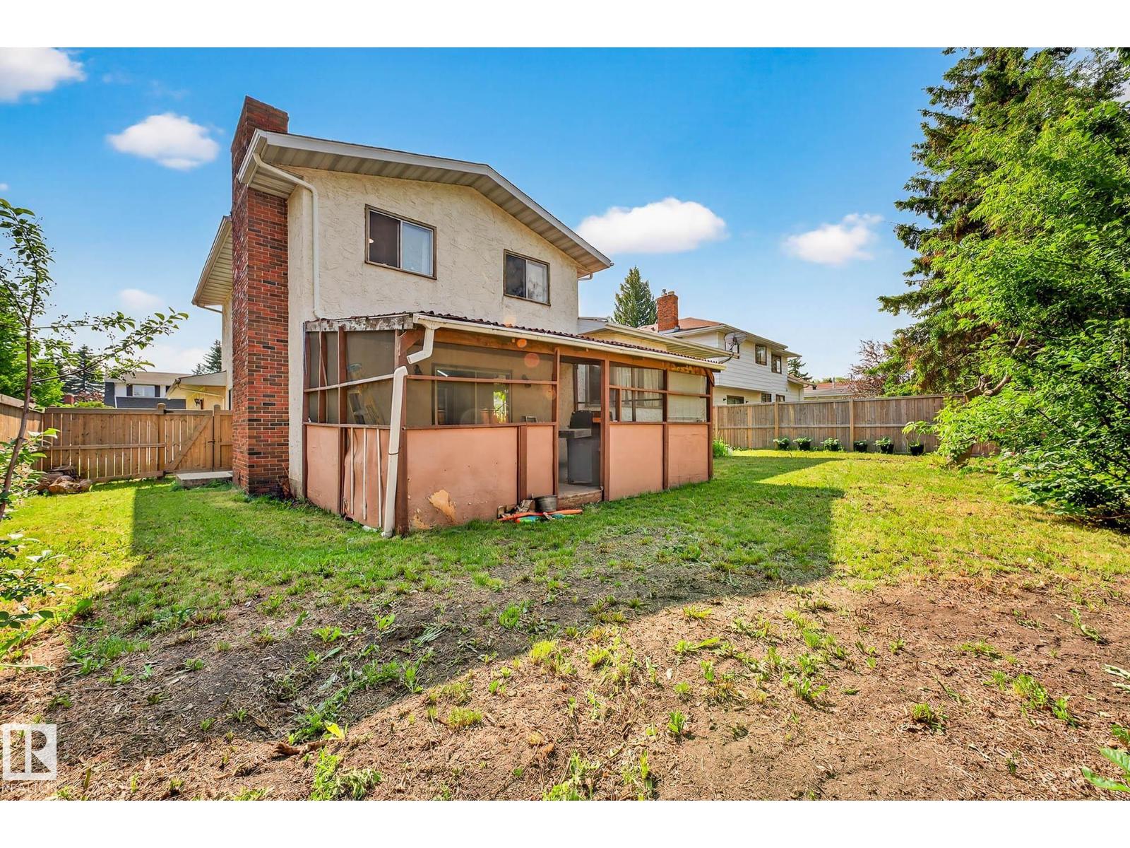 3310 113a St Nw, Edmonton, Alberta  T6J 3V8 - Photo 11 - E4461921