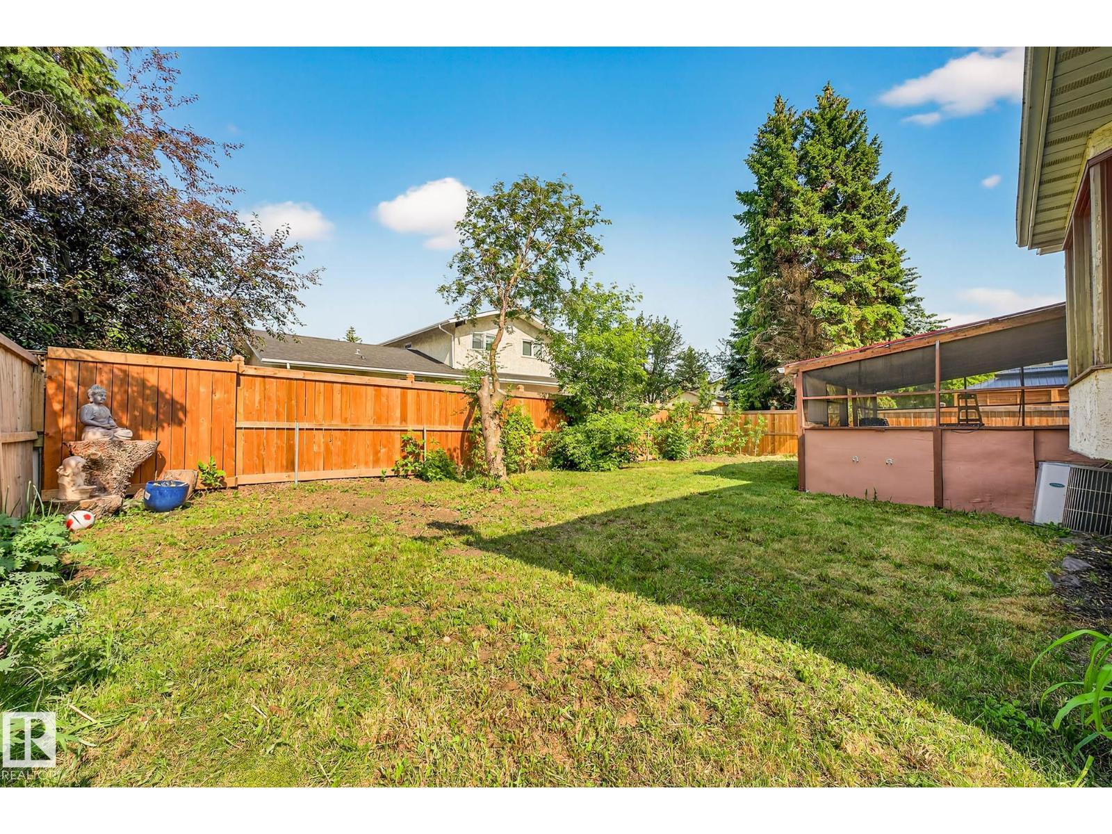 3310 113a St Nw, Edmonton, Alberta  T6J 3V8 - Photo 13 - E4461921