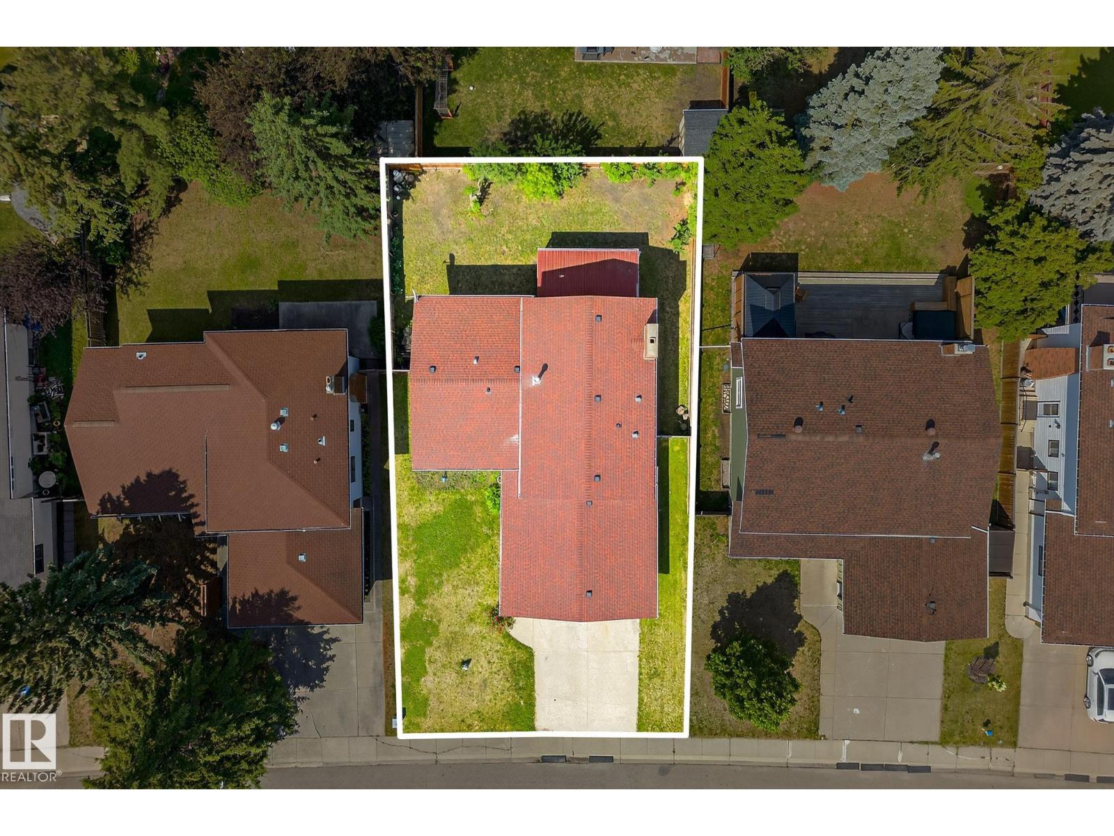 3310 113a St Nw, Edmonton, Alberta  T6J 3V8 - Photo 3 - E4461921